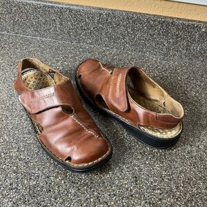 Josef Seibel Womens EU 38 US 7.5 Brown Leather Sandal Flat Sling Back Closed Toe